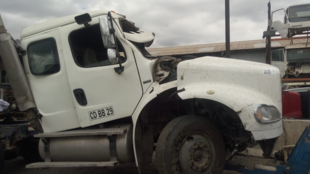 MUñON Freightliner M2 2009 USADO